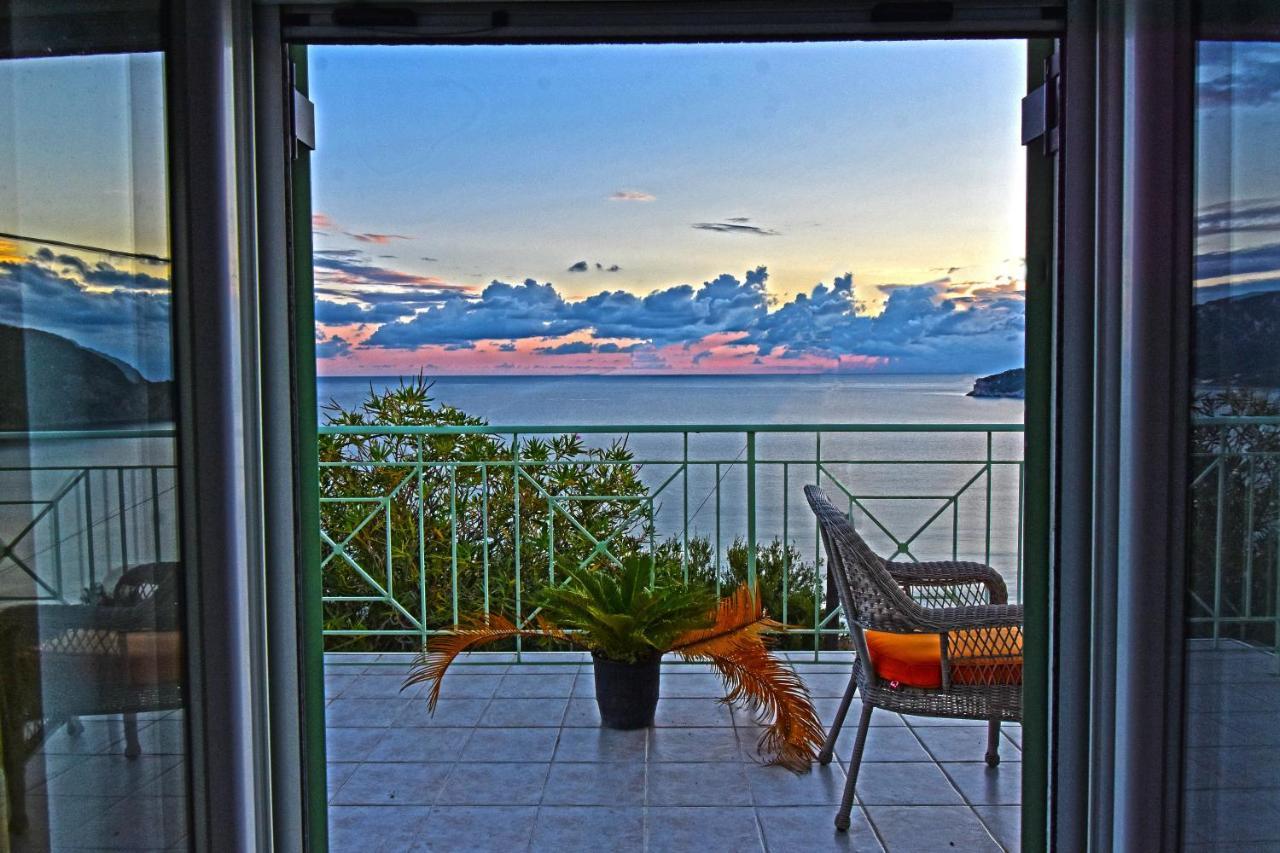 Delfini Resort Άγιος Γεώργιος Πάγων Εξωτερικό φωτογραφία